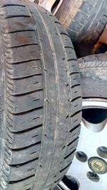 Pneumatici 165/70 R14 con cerchi in lega