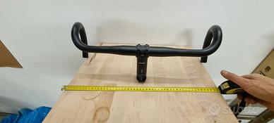 manubrio e attacco Cannondale Three