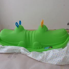 Gioco dondolo da giardino per bambini