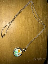Collana con ciondolo ad orologio