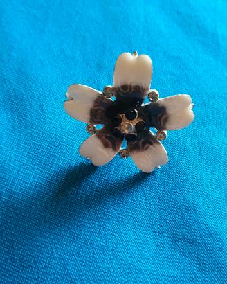 Anello a fiore