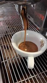 Bar caffè ideale x coppia intraprendente