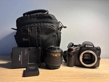 Nikon D3200. Trattabile