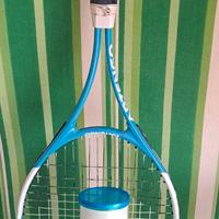 Racchetta da tennis + tubo palline