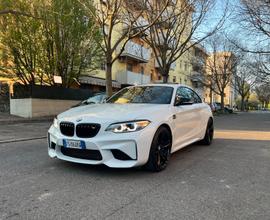 Bmw M2, pacchetto Carbonio e tetto panoramico