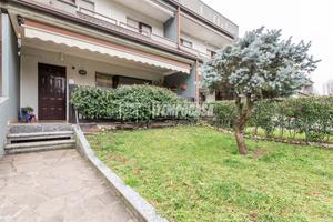 VILLA A SCHIERA CON TAVERNA, GIARDINO E BOX