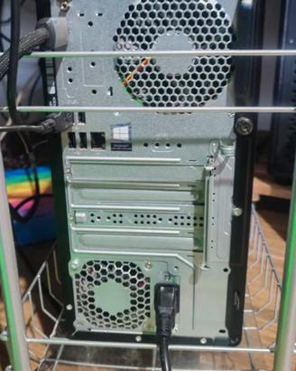 Pc hp i5 9600 Con GTX 1050 ti e 16GB RAM Perfetto!