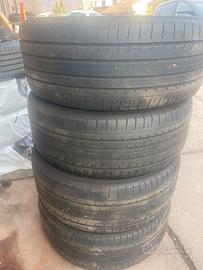 Pneumatici 235/55/R17