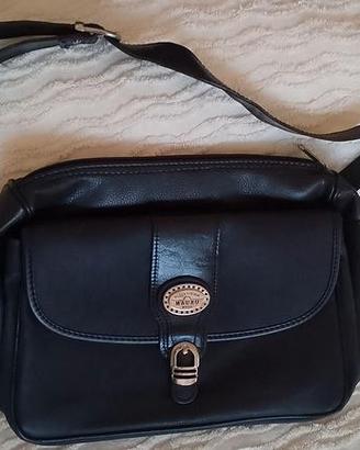 Borsa NUOVA , colore nero.