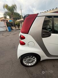 Smart cabrio 1.0 benzina anno 2011 km 207 mila