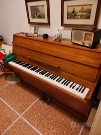 pianoforte da studio verticale Furstein