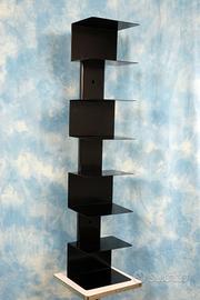 Libreria moderna dà parete in metallo desaing