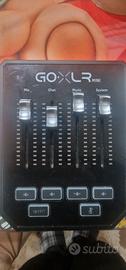 Kit per live streaming goxlr mic e cuffie