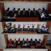 Modellini moto e vespe
