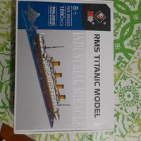 modellino Titanic 