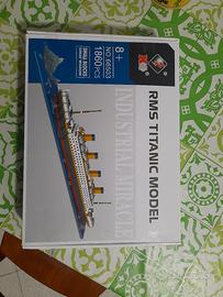 modellino Titanic 