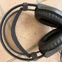 Cuffie AKG K66