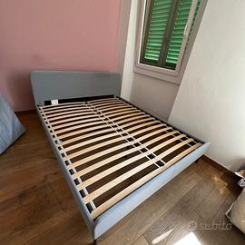 Struttura letto, testiera imbottita
