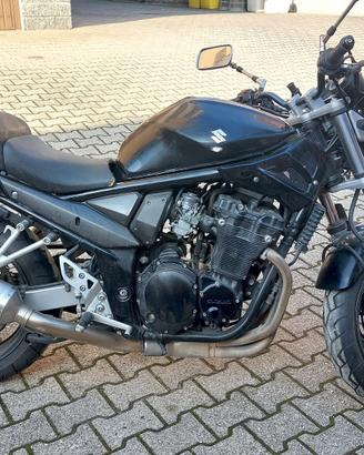 Suzuki Bandit 600 – anno 2006 – 42.000 km