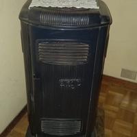 Stufa a legna primi anni '60.