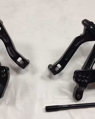 COPPIA PEDANE RACING SPIDER PER DUCATI PANIGALE V4