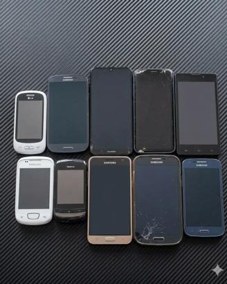 Lotto 10 Smartphone Vintage e non - Samsung, ecc..