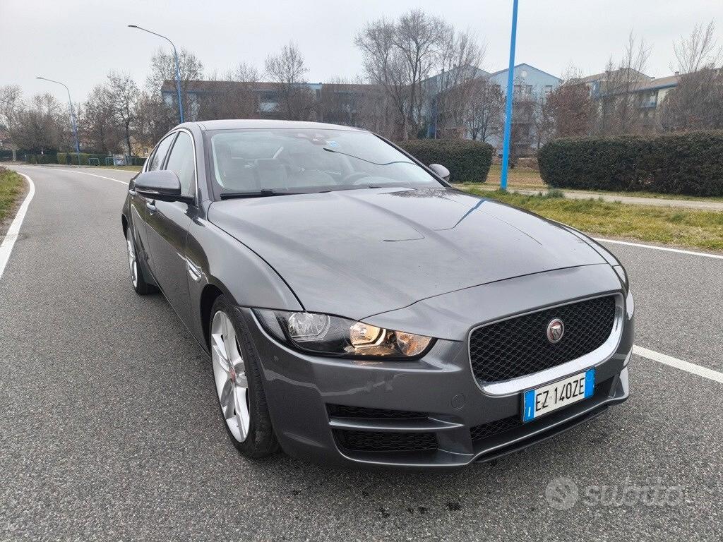 JAGUAR XE (X760)