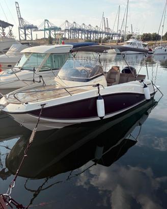 Quicksilver 605 Sundeck