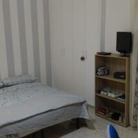 Ampia e confortevole camera in zona Dante