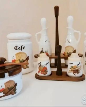 Servizio da tavola in vetro opalino 