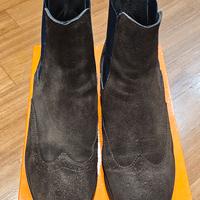 Scarpe scamosciate