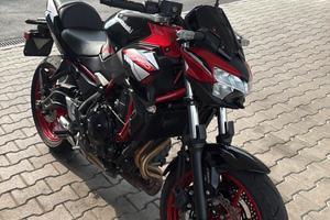 Kawasaki Z650 depotenziata A2, gomme nuove