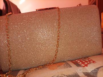 pochette oro per ragazzina/donna