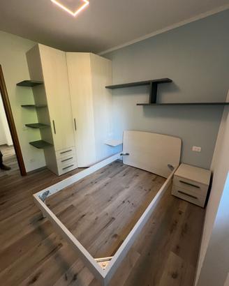 camera letto singola NUOVA! Armadio e letto