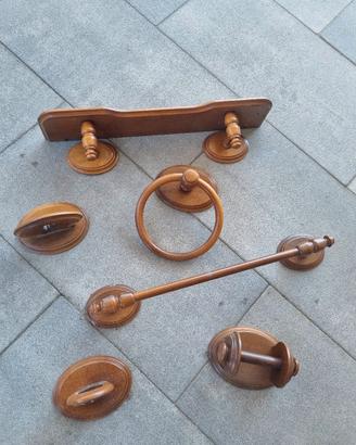 Accessori bagno stile arte povera