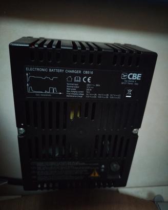 caricabatterie CBE CB516 da 12V e 16A