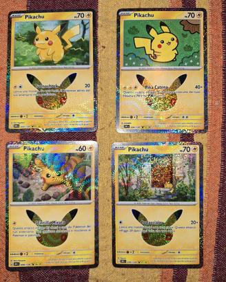 4 carte pokemon pikachu 30 anniversario