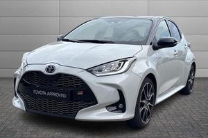 Toyota Yaris Hybrid GR Sport MY22