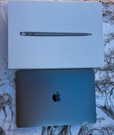 MacBook Air 13-inch