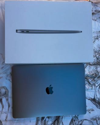 MacBook Air 13-inch