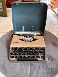 Macchina da scrivere Antares P59