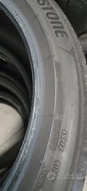 4 285/40/22 110y Bridgestone estive