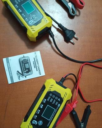 Caricabatterie 12V Pari al nuovo