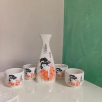 Set sake geisha kokeshi porcellana