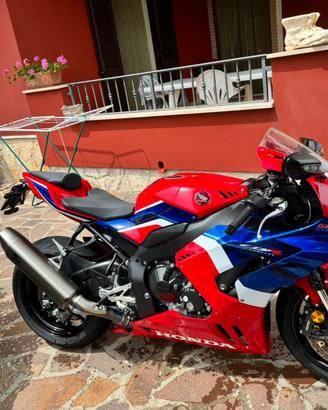Ho da cbr 1000 rr  r