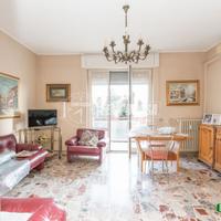 VENDITA TRILOCALE CON TERRAZZO E BOX DOPPIO