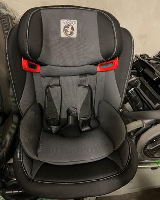 Seggiolino per auto Peg Perego e Giordani