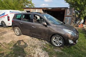 renault scenic 