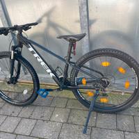 Bici Mtb Trek Marlin 5  XS  27,5”