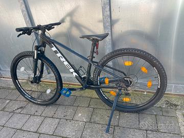 Bici Mtb Trek Marlin 5  XS  27,5”